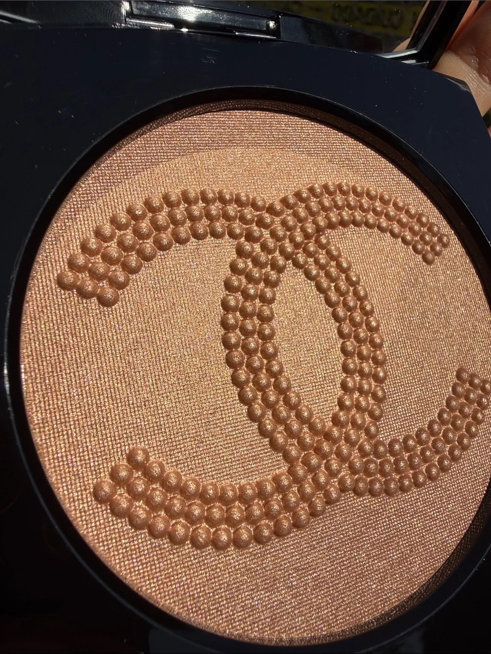 CHANEL Oversize Illuminating Face Powder — Warm Gold Glow